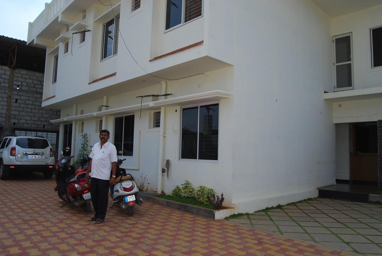Pratham Residency Hotel Mysore Exterior foto