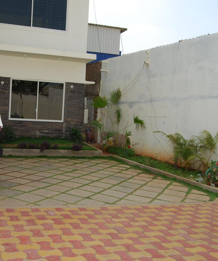 Pratham Residency Hotel Mysore Exterior foto